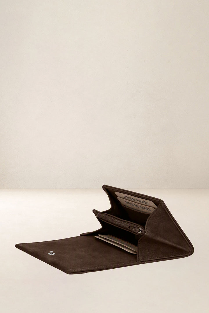 Portefeuille compact en cuir pleine fleur THÉMIS coloris chocolat, vue intérieure n°1 – Ateliers Fourès