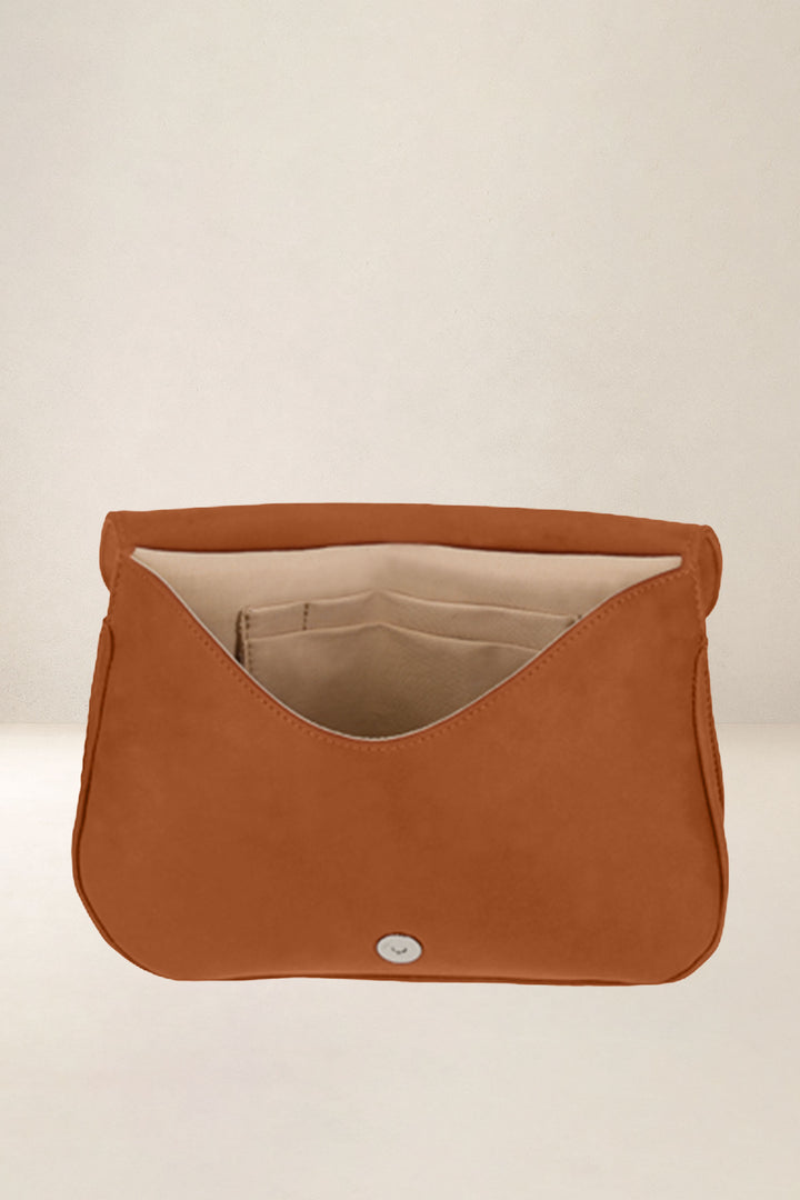Sac à main en cuir pleine fleur ARTÉMIS coloris lionne, vue intérieure – Ateliers Fourès