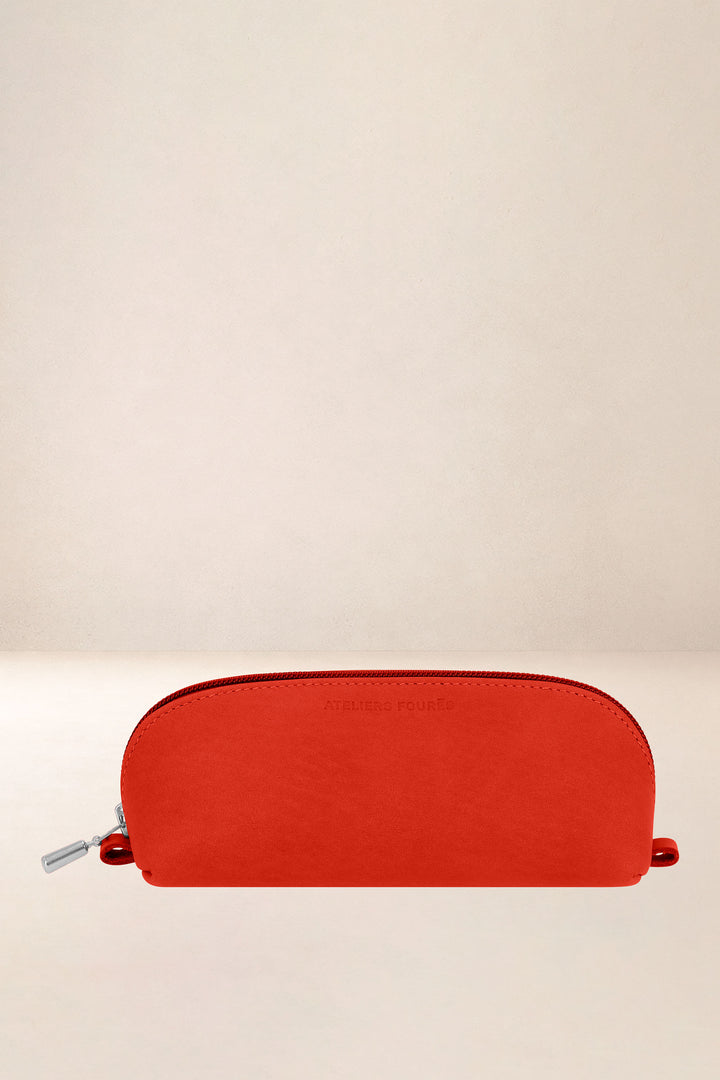 Accessoire en cuir en cuir pleine fleur PHÉBÉ coloris orange confit, vue d’ensemble – Ateliers Fourès