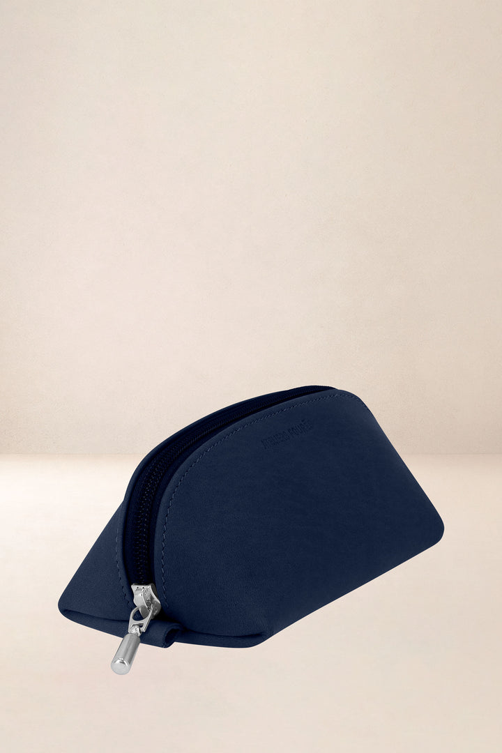 Accessoire en cuir en cuir pleine fleur PHÉBÉ coloris minuit, vue de profil – Ateliers Fourès