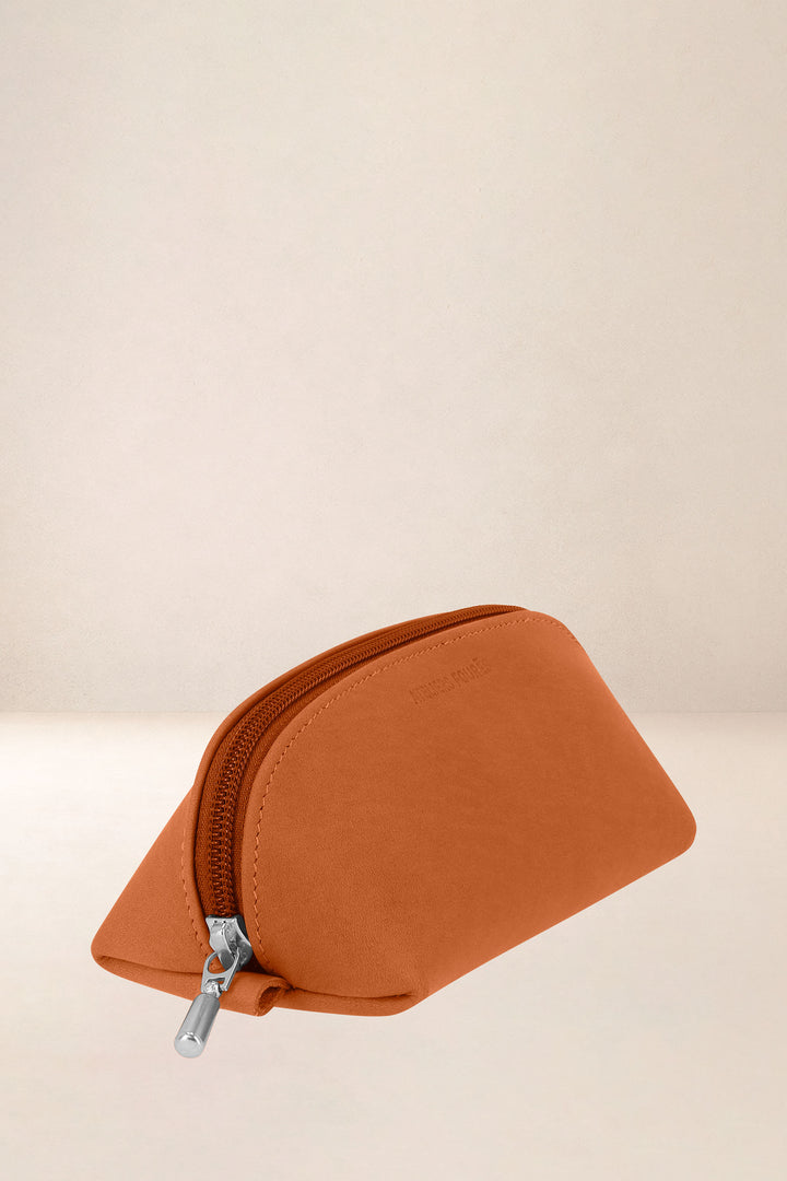 Accessoire en cuir en cuir pleine fleur PHÉBÉ coloris lionne, vue de profil – Ateliers Fourès