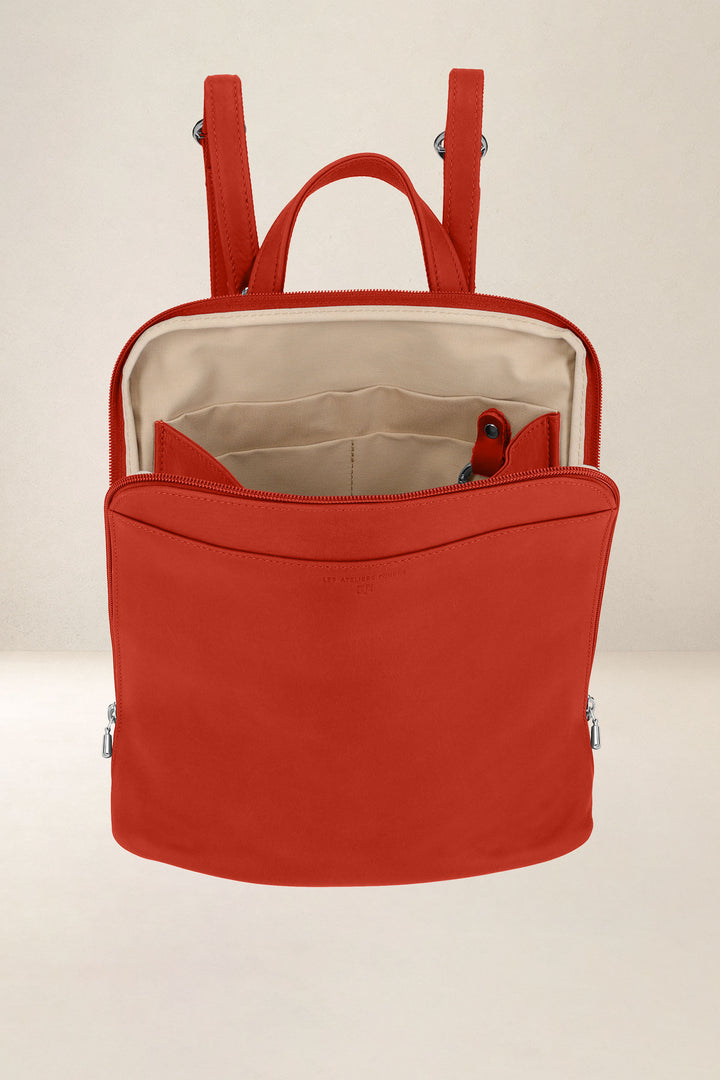 Sac à dos en cuir pleine fleur ANDROMÈDE coloris orange confit, vue intérieure n°1 – Ateliers Fourès