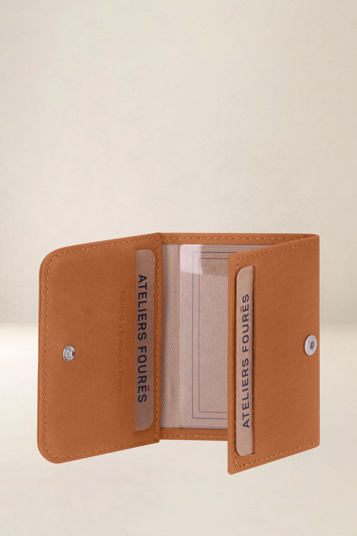 Porte-cartes en cuir pleine fleur CYBELLE coloris lionne, vue intérieure n°1 – Ateliers Fourès