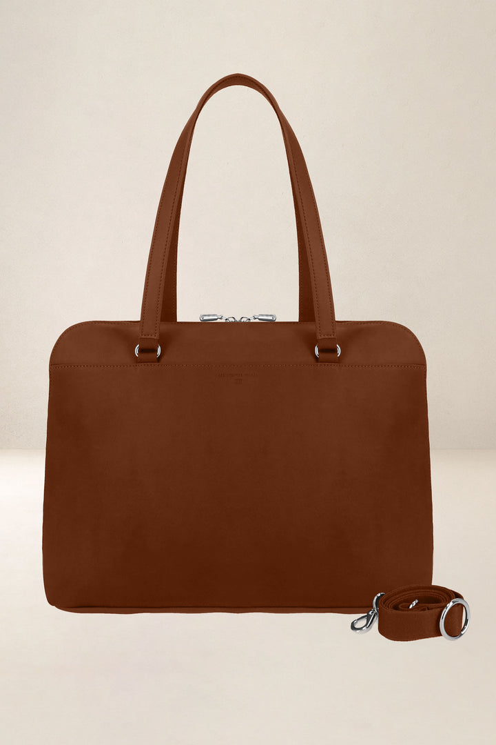 Sac de travail en cuir pleine fleur ANTIGONE coloris fauve, vue de face – Ateliers Fourès