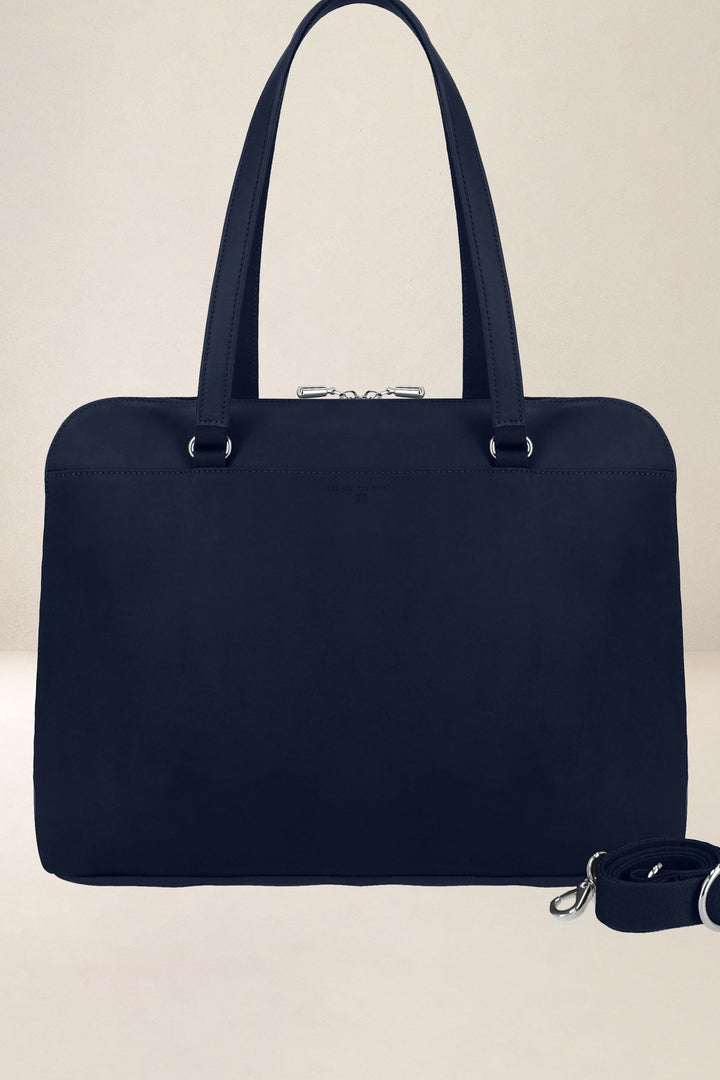 Sac de travail en cuir pleine fleur ANTIGONE coloris minuit, vue d’ensemble – Ateliers Fourès
