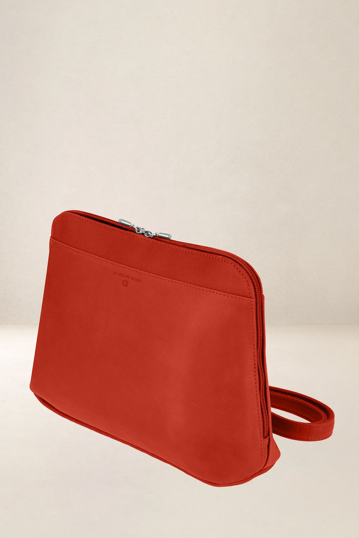 Sac à main en cuir pleine fleur EUROPE coloris orange confit, vue de profil – Ateliers Fourès