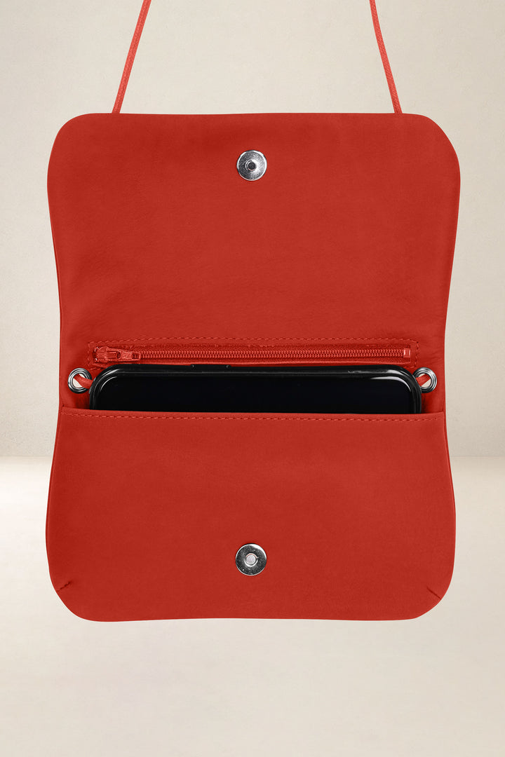 Porte-téléphone en cuir pleine fleur CASSANDRE coloris orange confit, vue intérieure n°2 – Ateliers Fourès