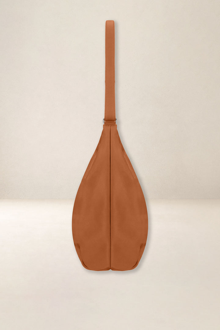 Sac à main en cuir pleine fleur LÉTO coloris lionne, vue de profil n°2 – Ateliers Fourès