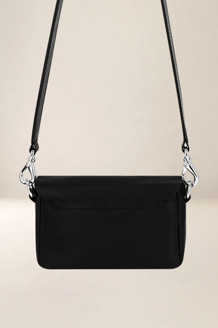 Mini sac en cuir pleine fleur CALISTA coloris noir, vue de dos – Ateliers Fourès
