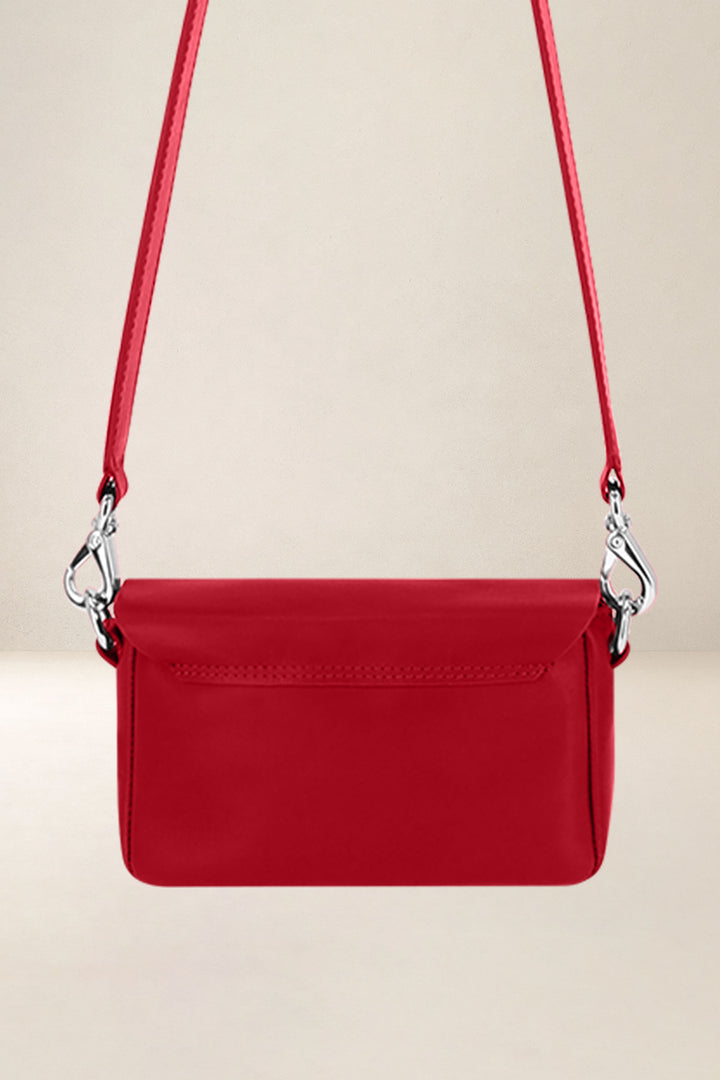 Mini sac en cuir pleine fleur CALISTA coloris carmen, vue de dos – Ateliers Fourès
