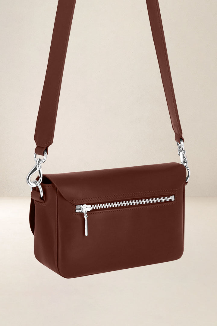Sac à main en cuir pleine fleur CALISTA coloris fauve, vue de profil n°2 – Ateliers Fourès