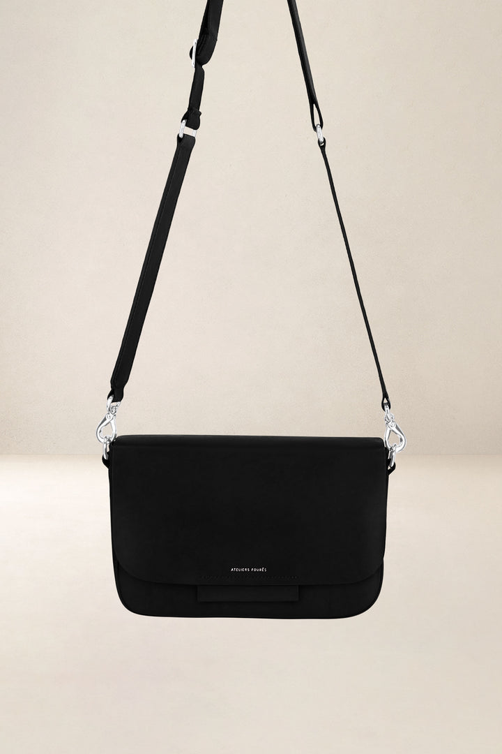 Sac à main en cuir pleine fleur CALISTA coloris noir, vue de face n°2 – Ateliers Fourès
