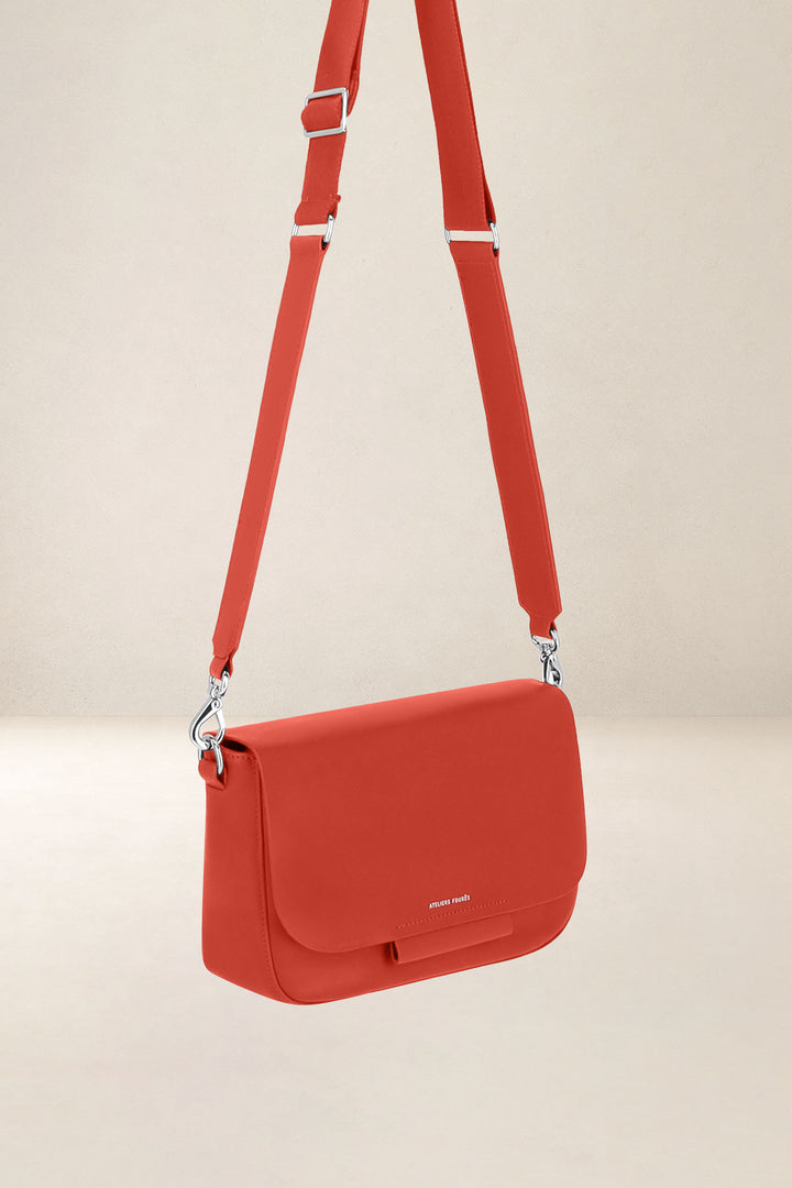 Sac à main en cuir pleine fleur CALISTA coloris orange, vue de profil n°1 – Ateliers Fourès