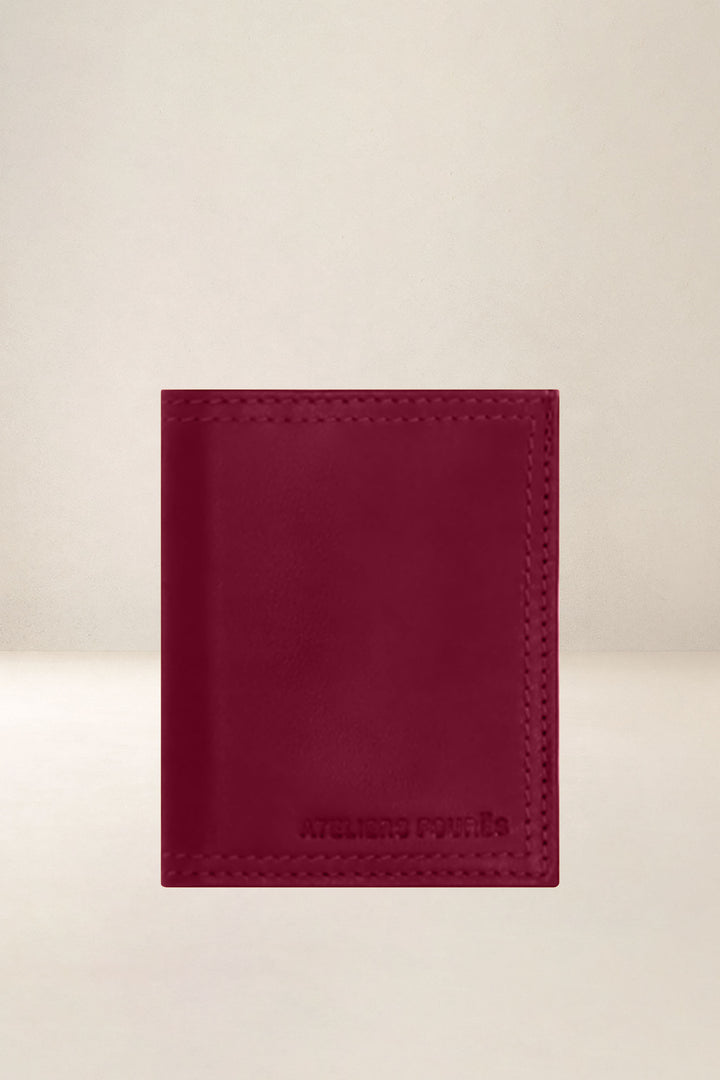 Porte-cartes en cuir pleine fleur PLATON coloris pourpre, vue d’ensemble – Ateliers Fourès