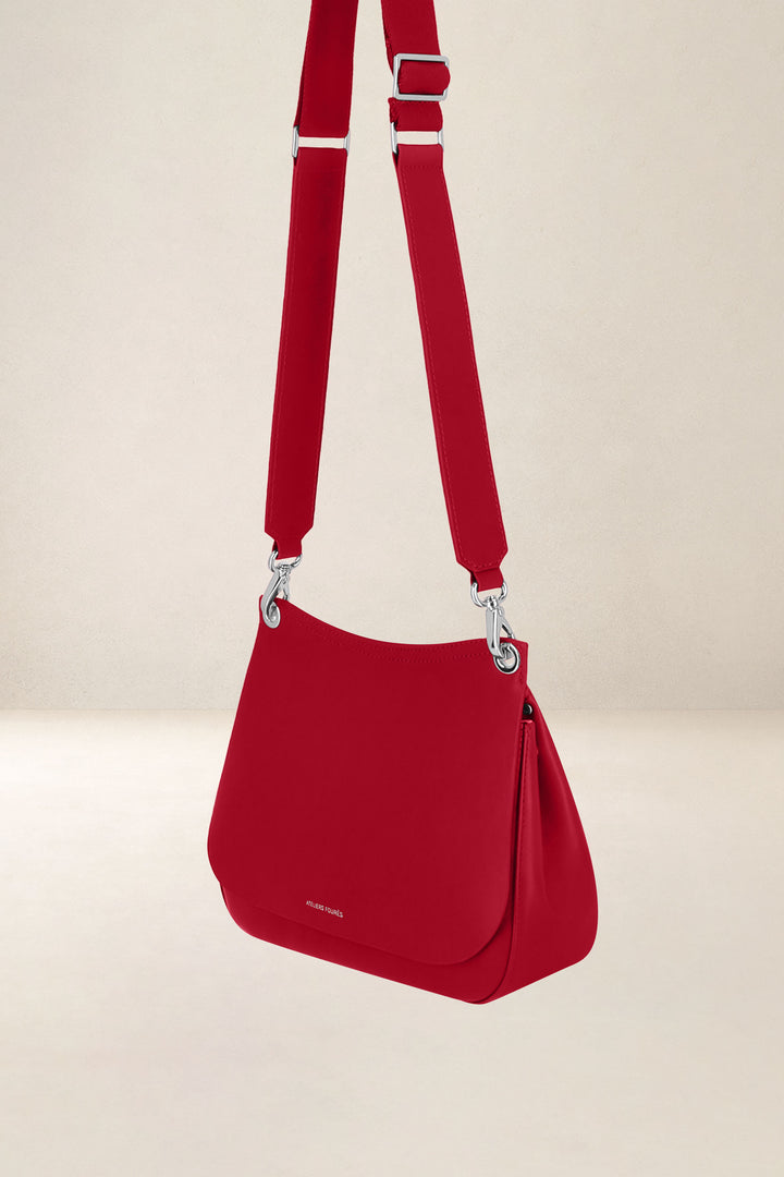 Mini sac en cuir pleine fleur APHRODITE coloris carmen, vue de profil n°1 – Ateliers Fourès