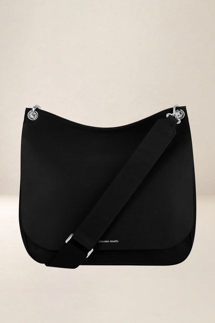 Sac bandoulière en cuir pleine fleur APHRODITE coloris noir, vue de face n°1 – Ateliers Fourès