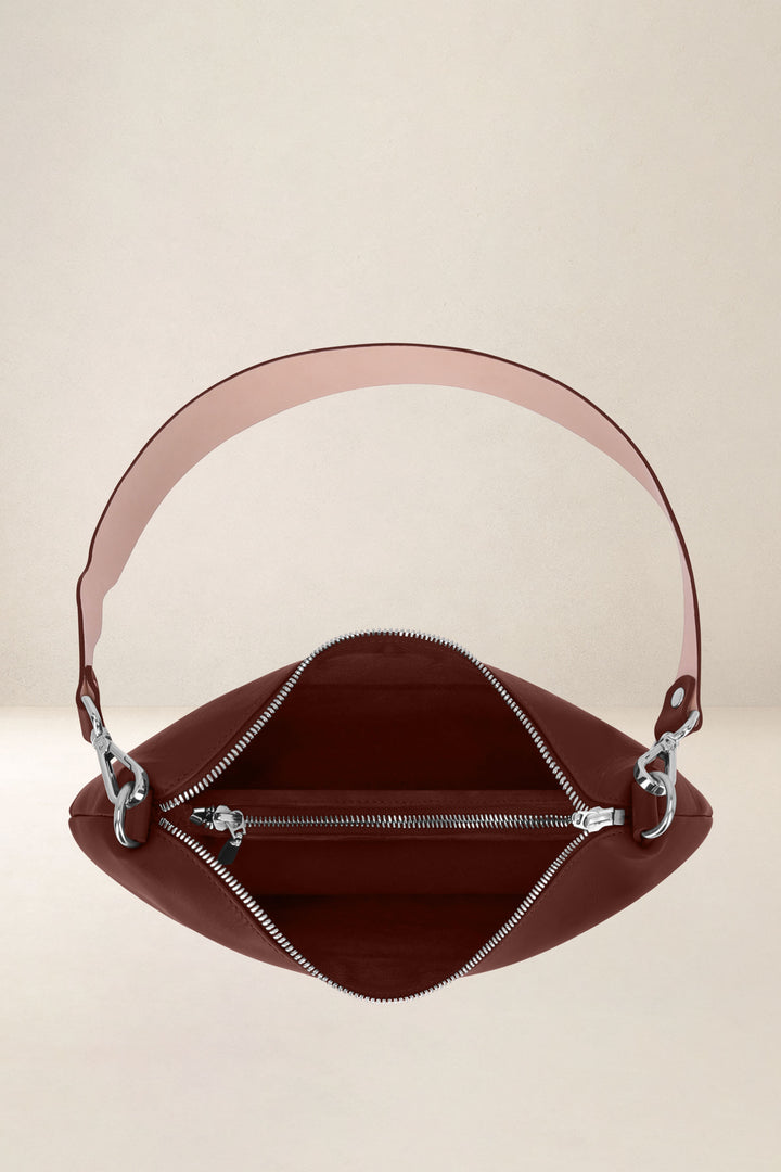 Sac à main en cuir pleine fleur HÉCATE coloris fauve, vue intérieure n°1 – Ateliers Fourès