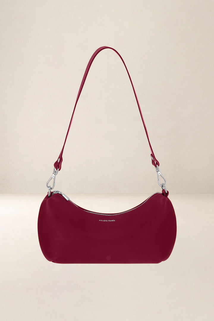 Sac à main en cuir pleine fleur HÉCATE coloris pourpre, vue d’ensemble – Ateliers Fourès