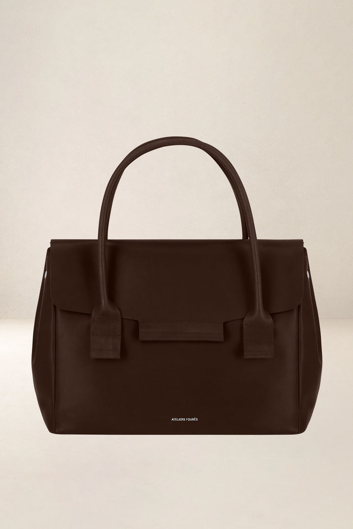 Sac à main en cuir pleine fleur DICÉ coloris cafe, vue d’ensemble – Ateliers Fourès