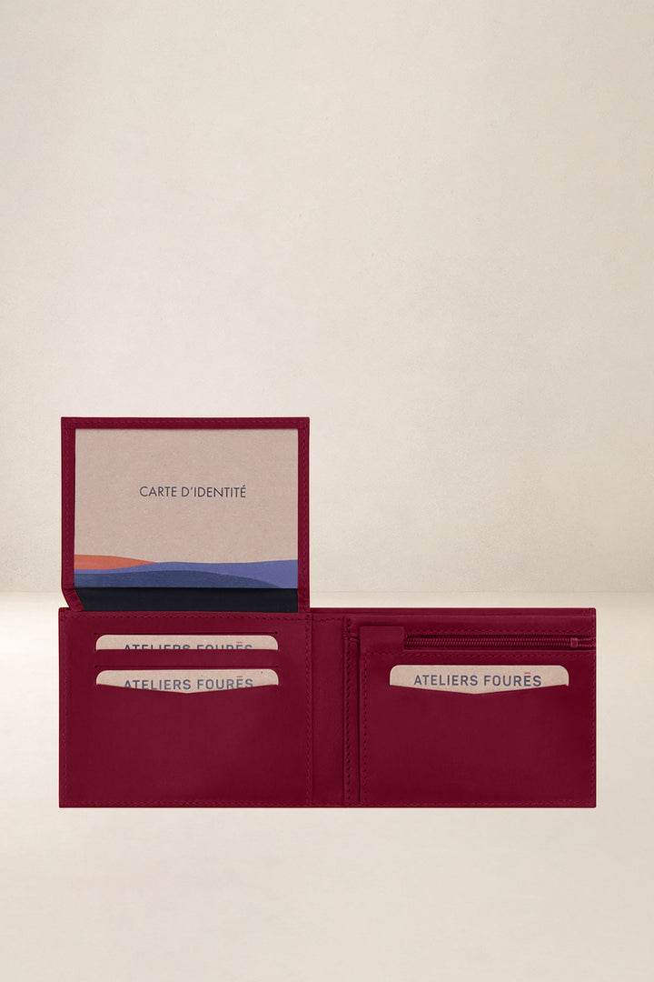 Portefeuille medium en cuir pleine fleur PLATON coloris pourpre, vue intérieure n°1 – Ateliers Fourès