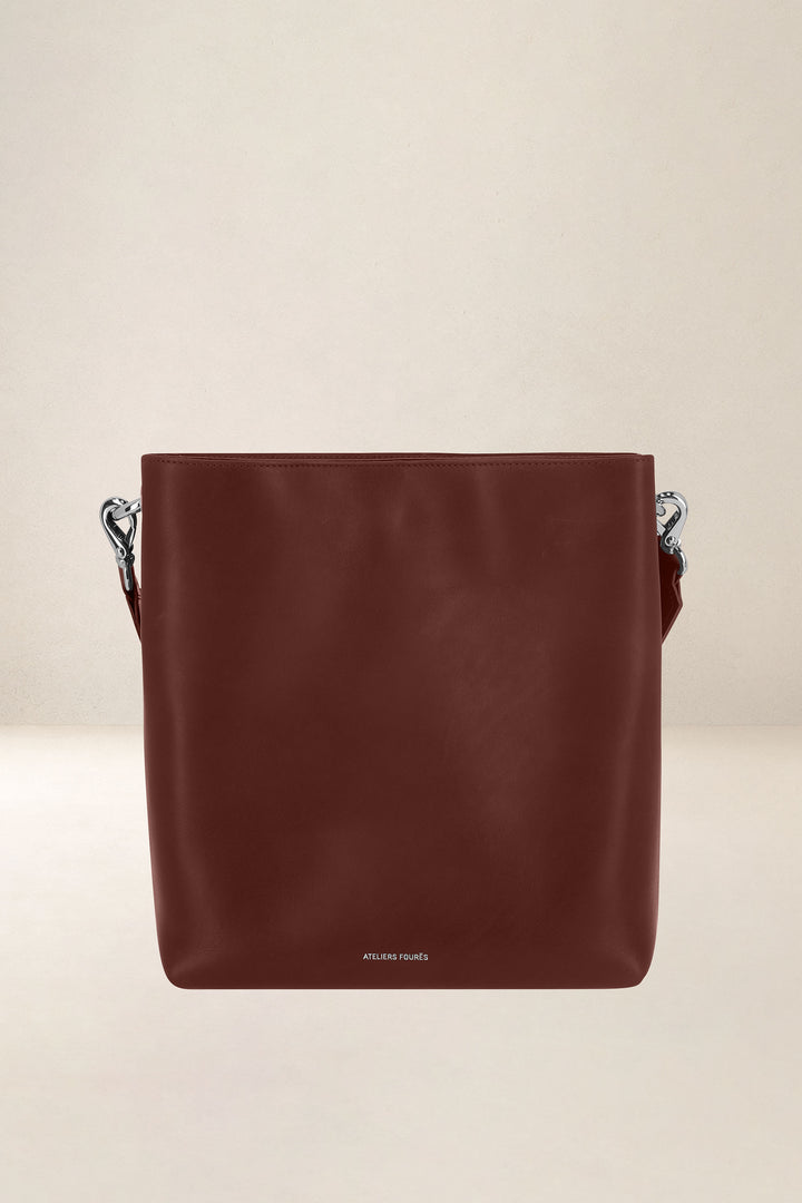 Grand sac en cuir pleine fleur ALCESTE coloris fauve, vue d’ensemble – Ateliers Fourès