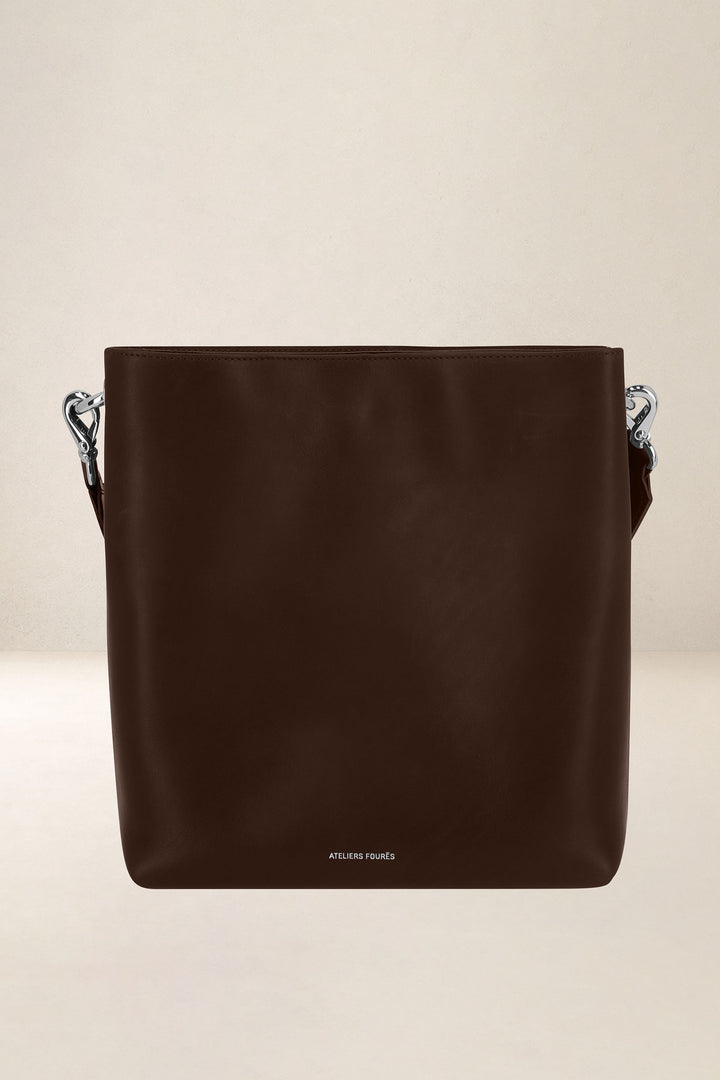 Grand sac en cuir pleine fleur ALCESTE coloris cafe, vue de face – Ateliers Fourès