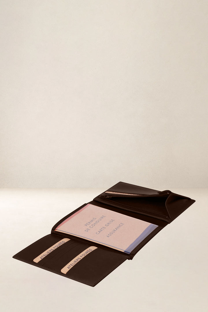 Grand portefeuille en cuir pleine fleur PLATON coloris cafe, vue intérieure n°3 – Ateliers Fourès
