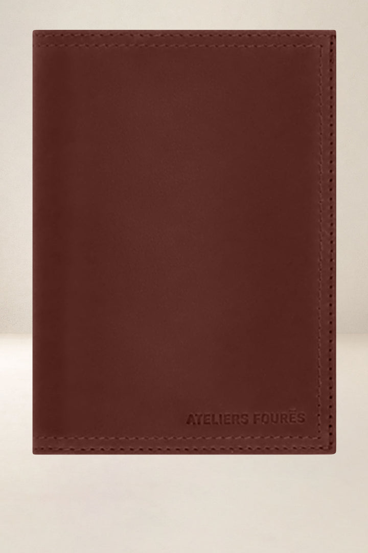 Grand portefeuille en cuir pleine fleur PLATON coloris fauve, vue d’ensemble – Ateliers Fourès