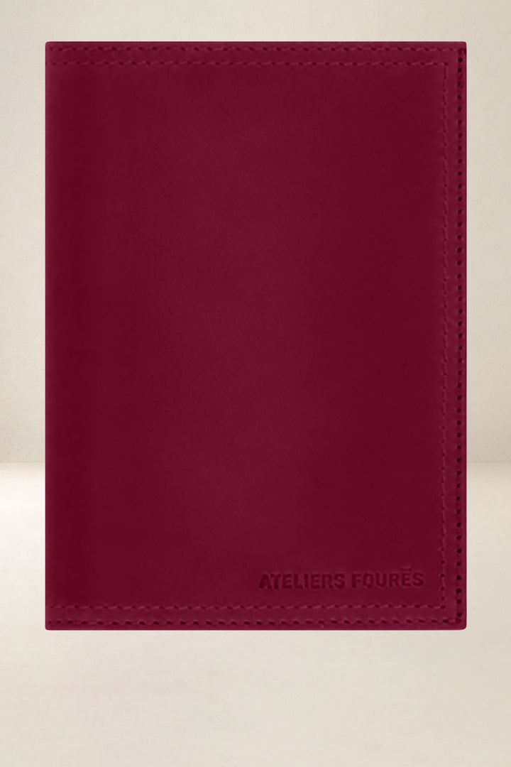 Grand portefeuille en cuir pleine fleur PLATON coloris pourpre, vue d’ensemble – Ateliers Fourès