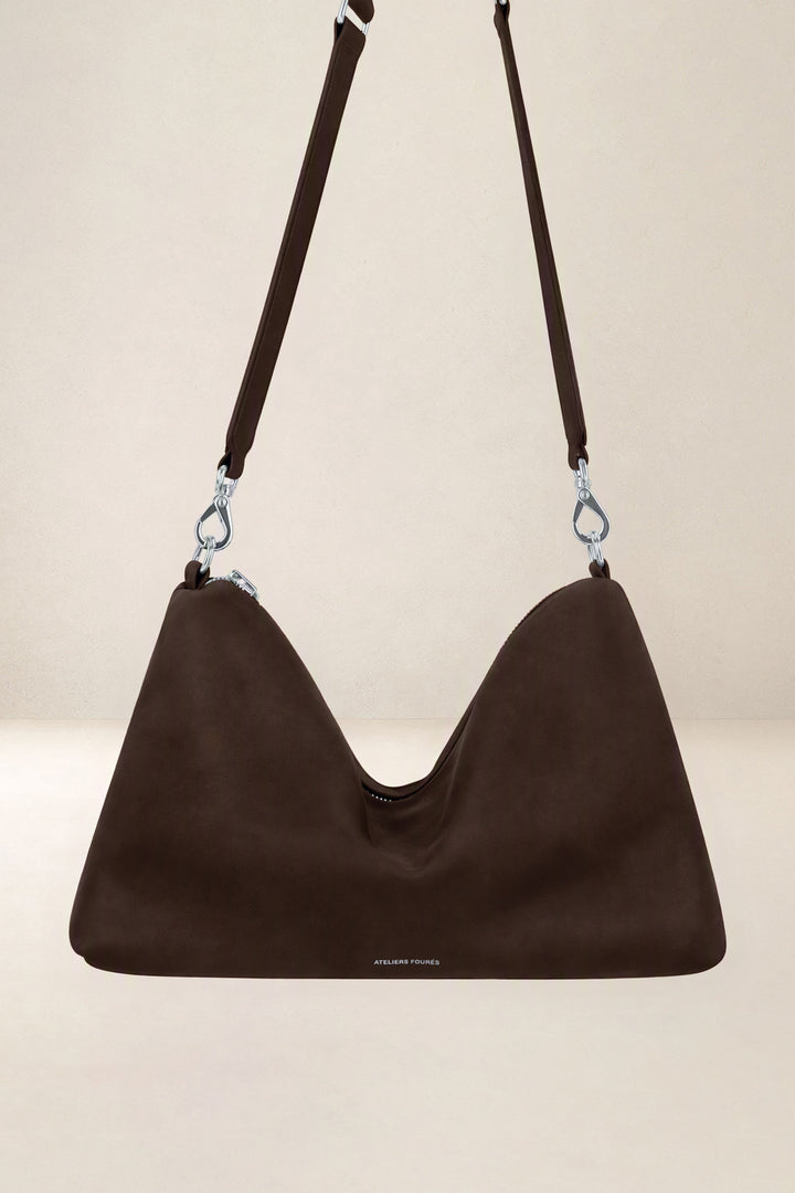 Grand sac en cuir pleine fleur ILIADE coloris chocolat, vue d’ensemble – Ateliers Fourès