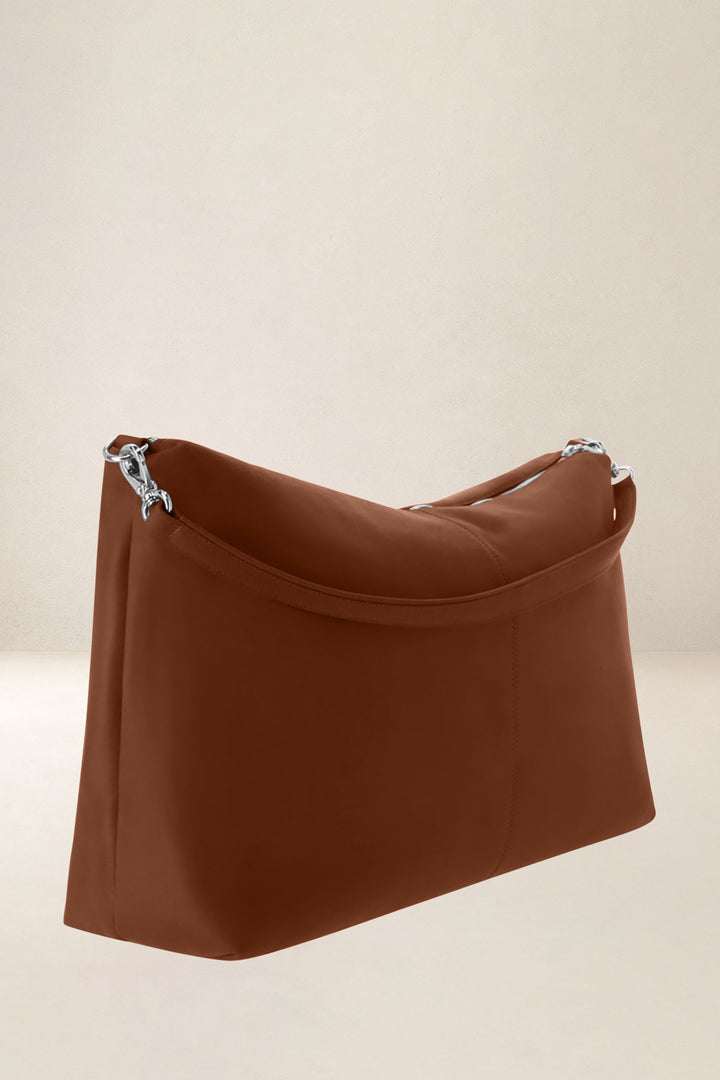 Sac de voyage en cuir pleine fleur ILIADE coloris fauve, vue de profil n°2 – Ateliers Fourès