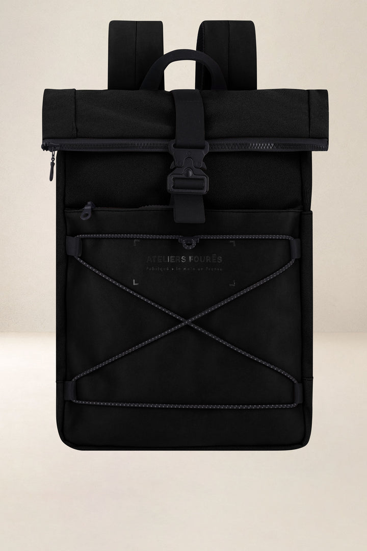 Sac à dos en cuir pleine fleur ARISTOTE coloris noir, vue d’ensemble – Ateliers Fourès