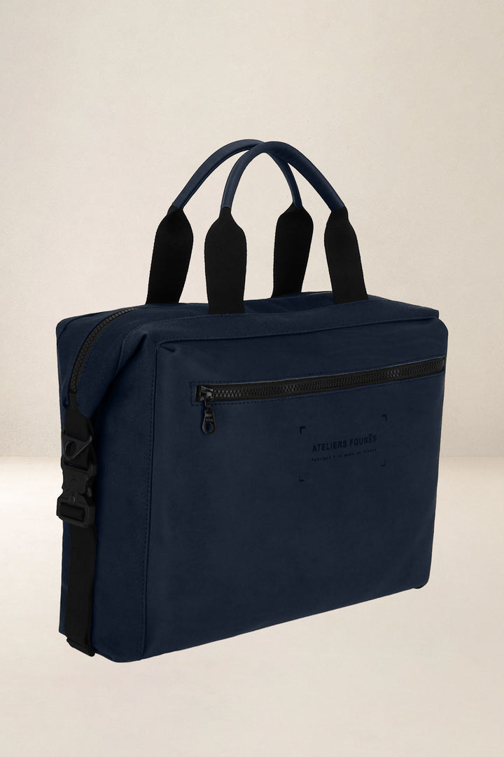 Sac de travail en cuir pleine fleur ARISTOTE coloris minuit, vue de profil n°1 – Ateliers Fourès