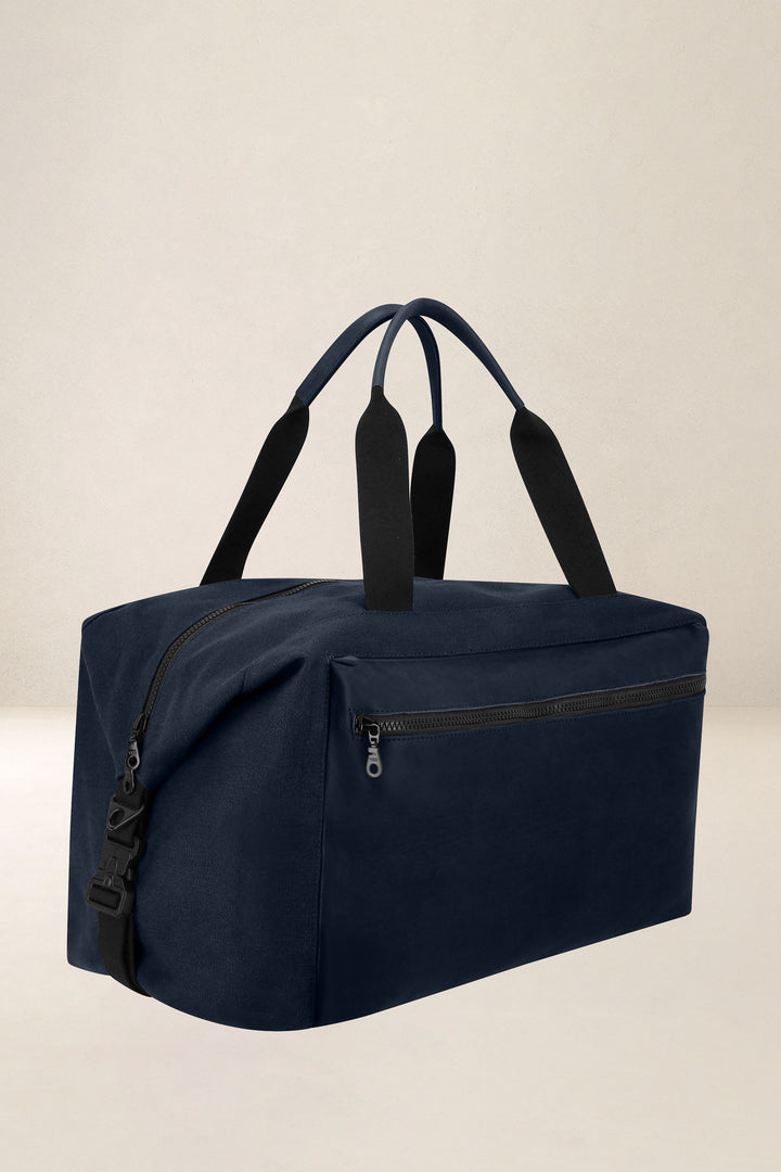 Sac de voyage en cuir pleine fleur ARISTOTE coloris minuit, vue de profil n°2 – Ateliers Fourès