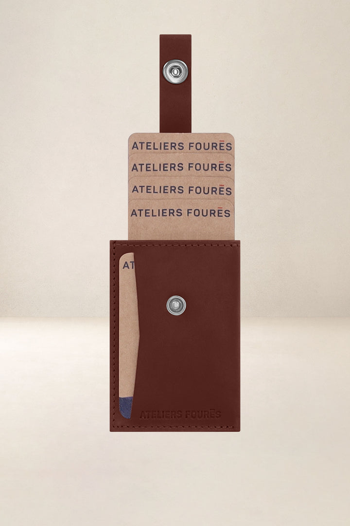 Porte-cartes en cuir pleine fleur ARCHIMÈDE coloris fauve, vue intérieure n°3 – Ateliers Fourès