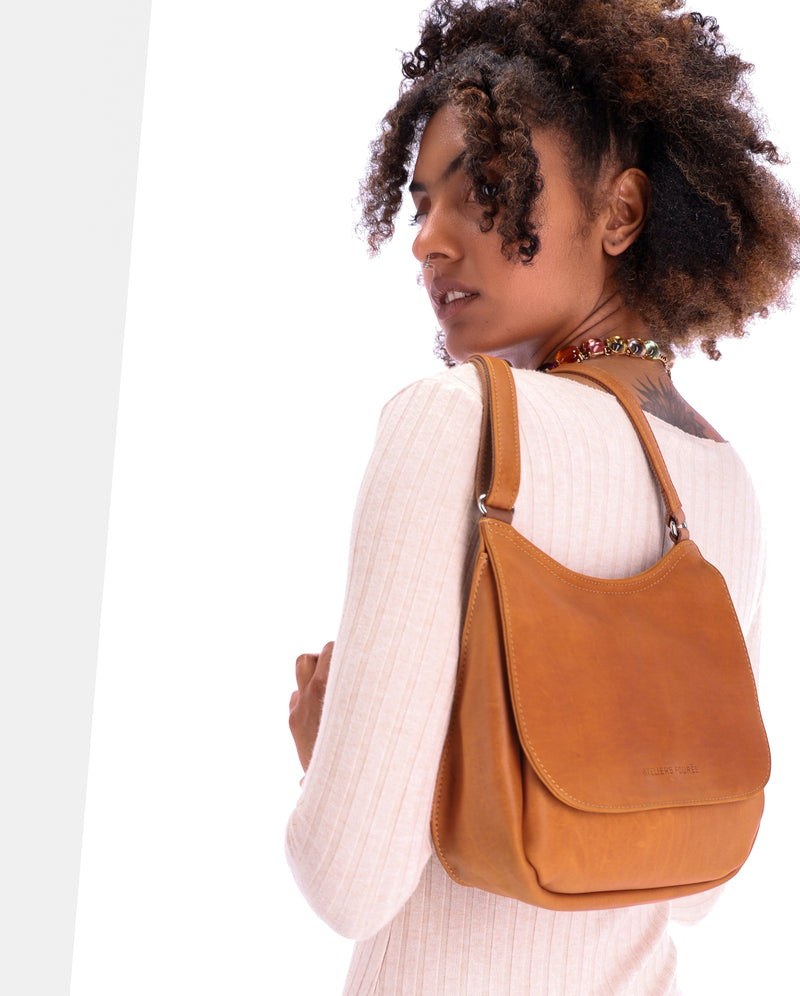 lionne #3666151026114